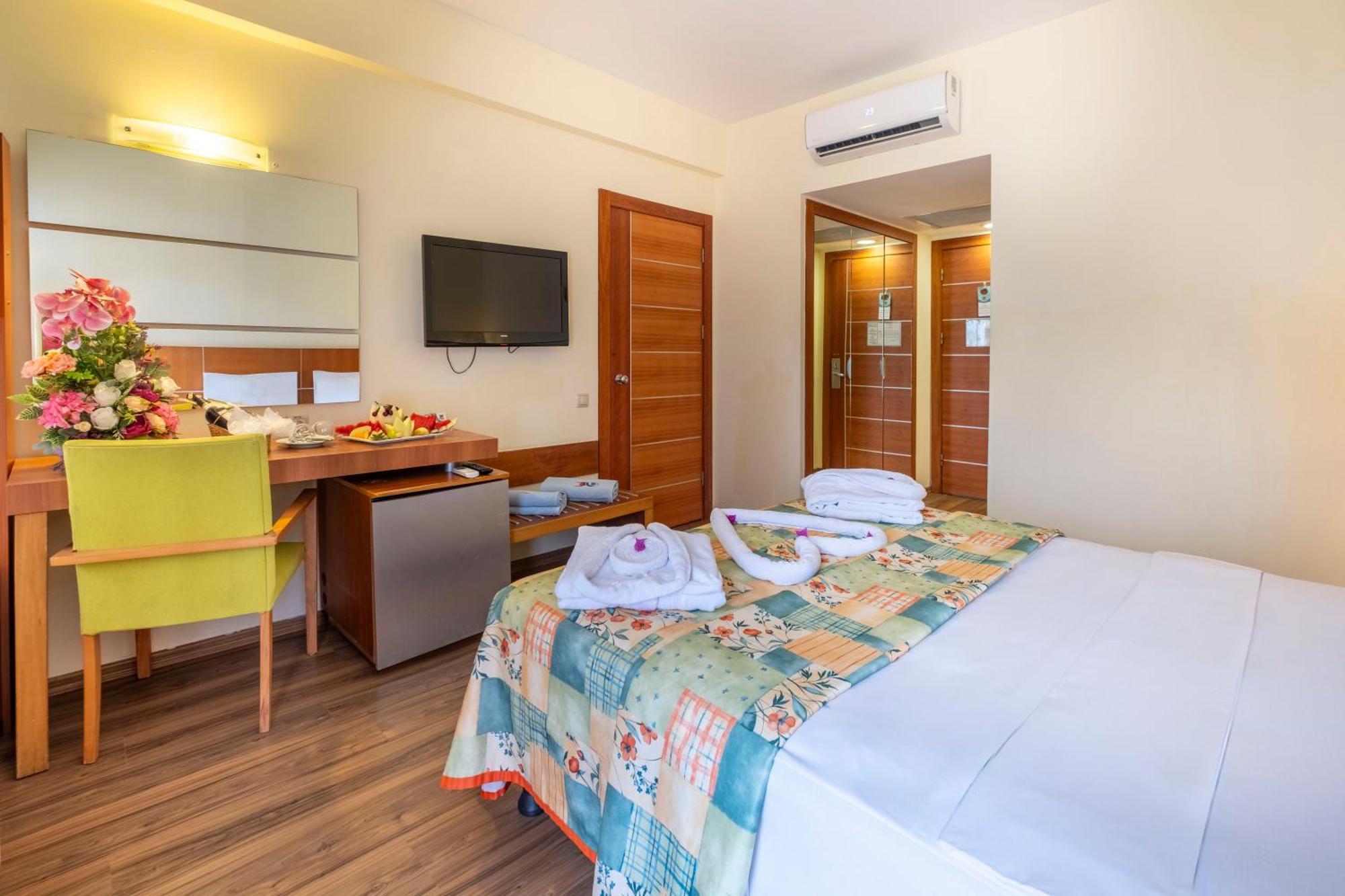Viking Park Hotel Kemer Exterior photo