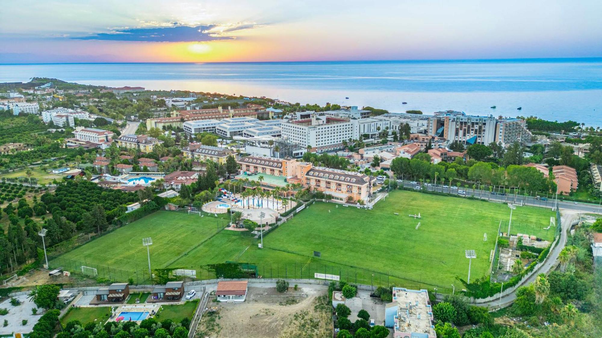 Viking Park Hotel Kemer Exterior photo